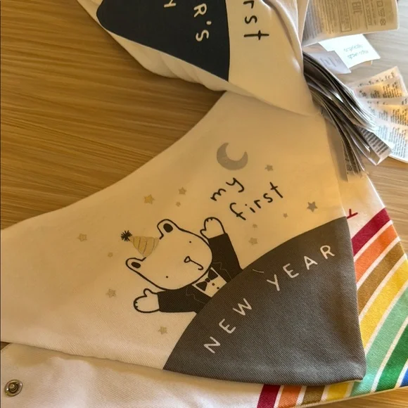 Colorful Holiday Baby Bandana Bib Set - Picture 13 of 14